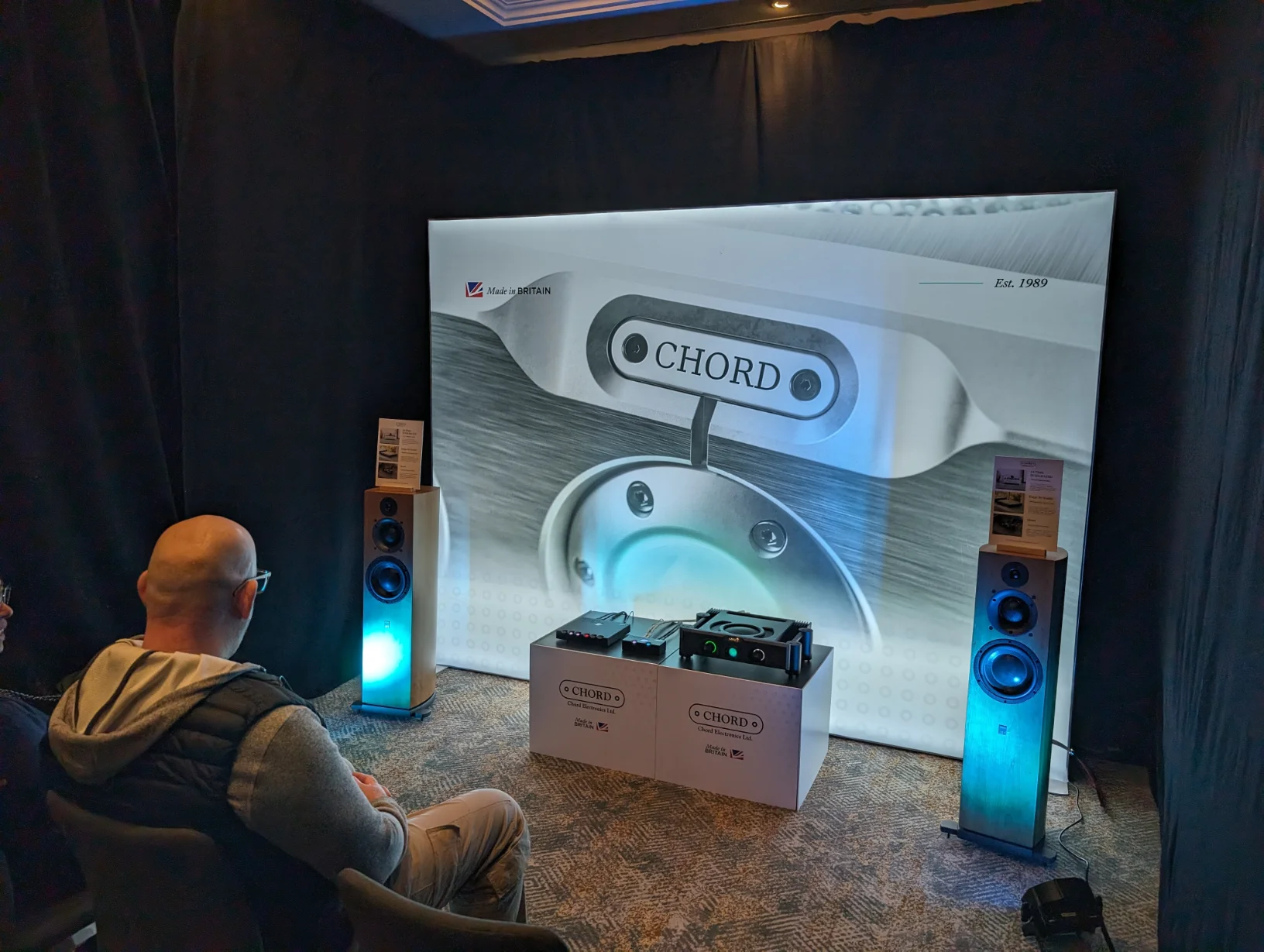 In the basement level we saw the new Chord Ultima integrated paired with the ever popular ATC SCM40’s. A combination we know and cherish here at the ‘Barn…  rumour has it we told a couple of people at Chord they should hear their electronics with ATC many moons ago, needless to say they know own ATC’s at home!