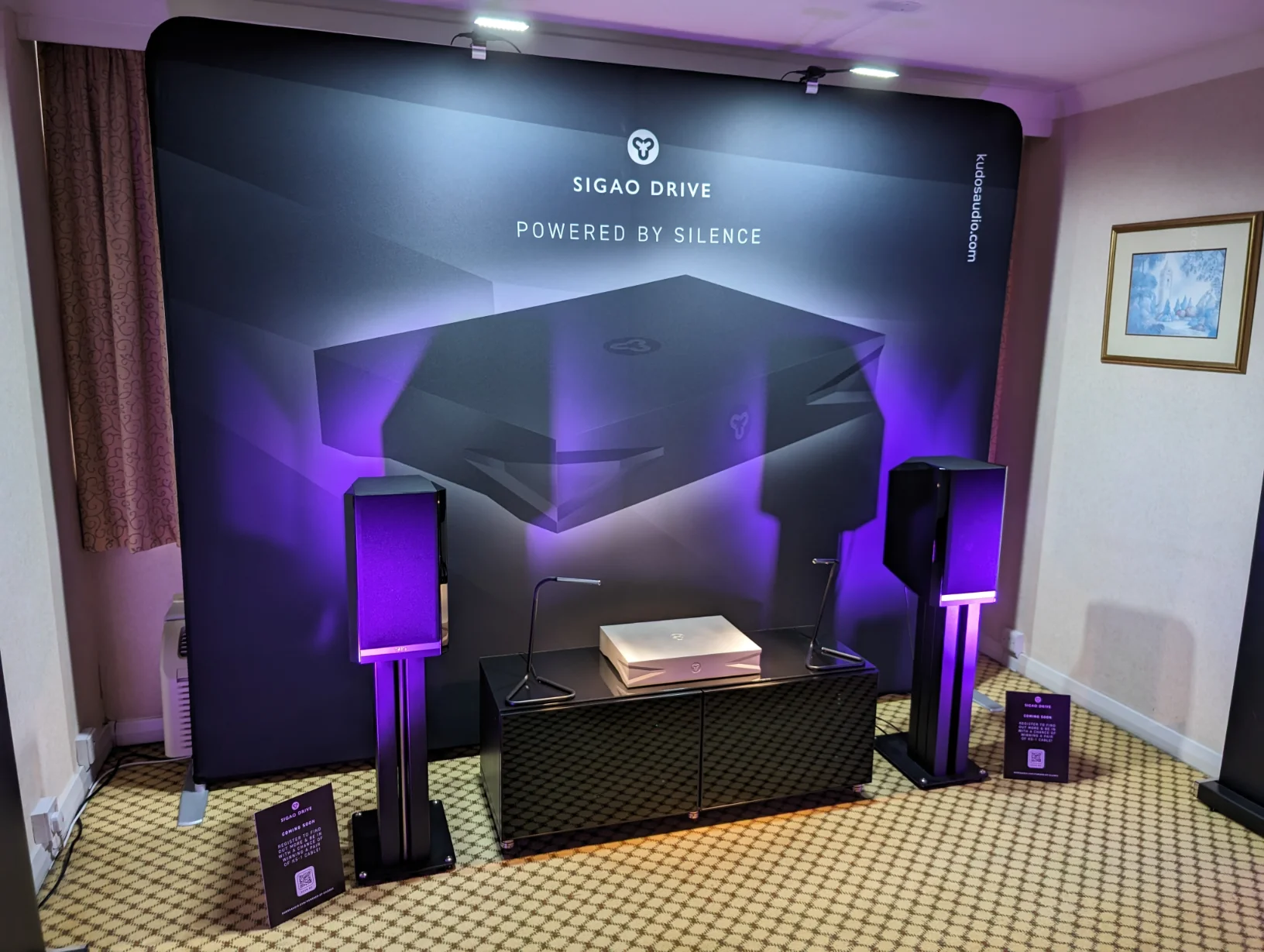 One of Graeme’s stand out rooms, the bass extension and control the 505’s exuded was quite something. I think we can contribute a lot of this to the new Sigao Drive active crossover!