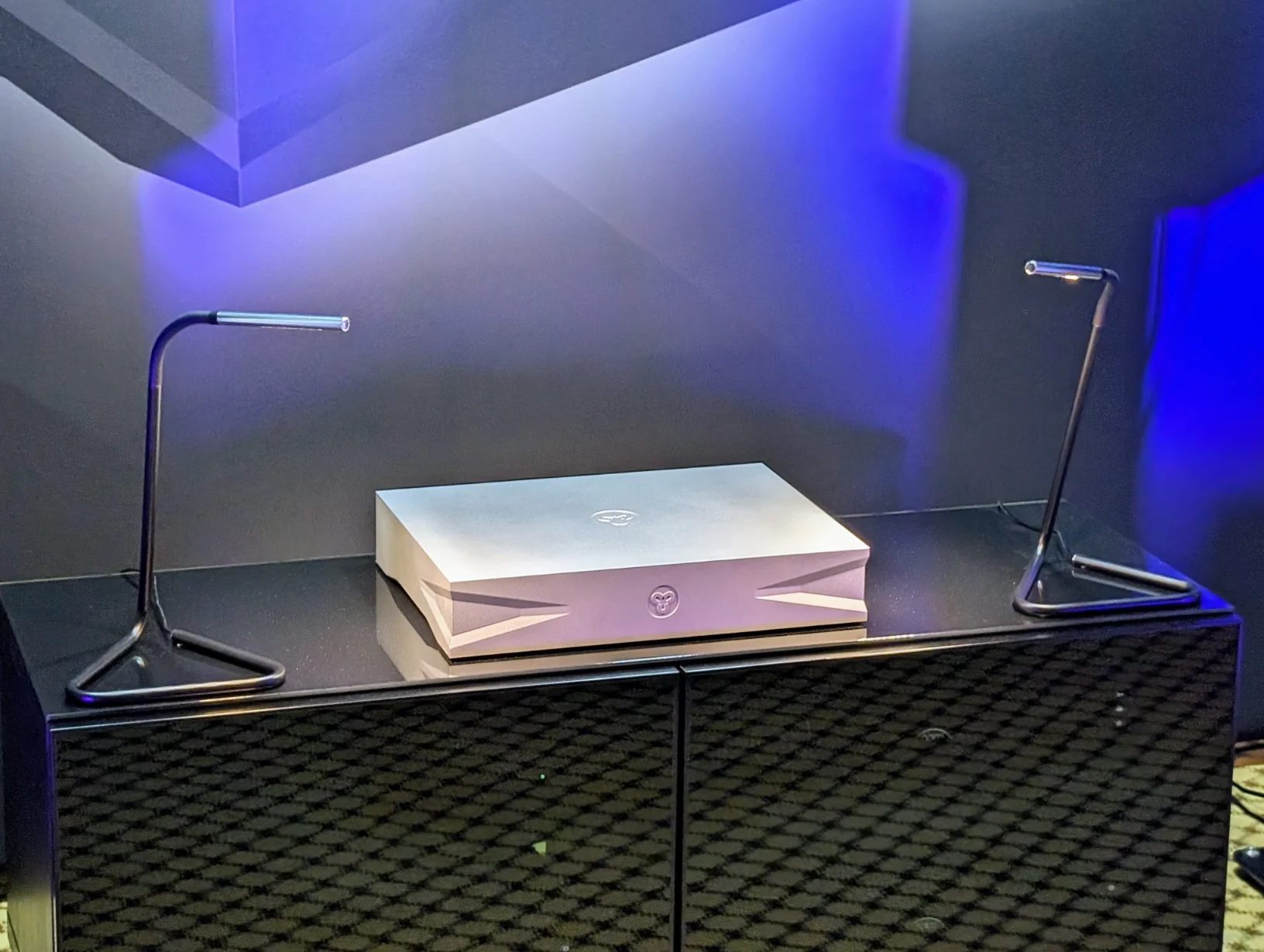 The aforementioned Sigao Drive. A passive, active crossover… whatever that means!
