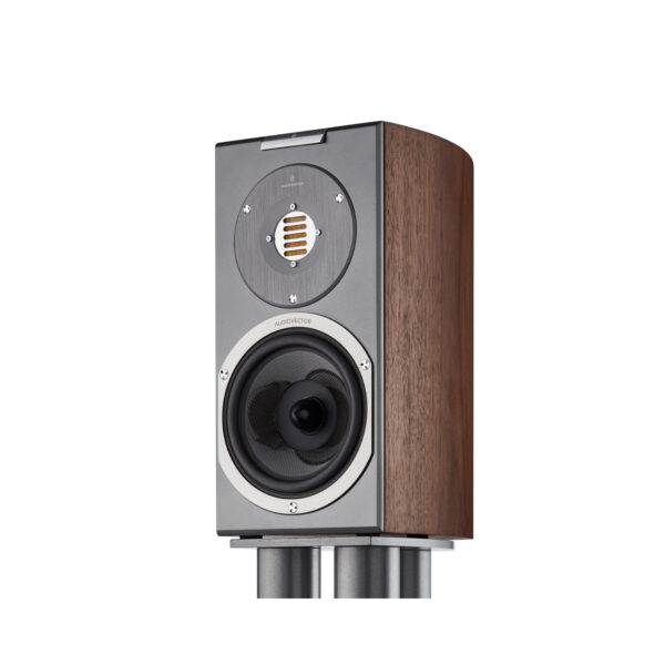 Audiovector R 1 Arreté
