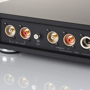 Rega Aura