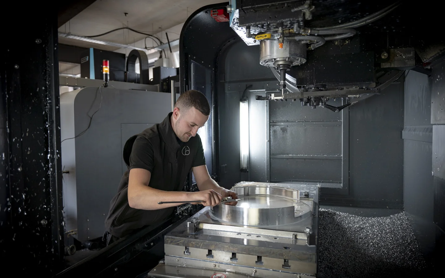 Base plate for an IGx Infrasonic Generator having tolerances tested