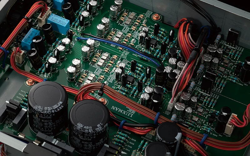 Luxman D-07X Buffer Circuitry