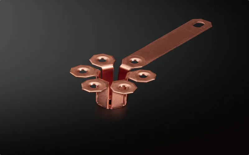 Low-impedance Ground Connection Structure
